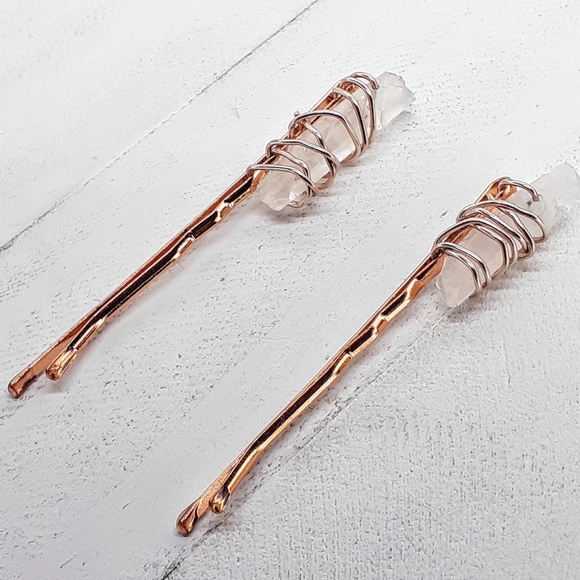 "Quartz Castle" 2 Piece Bobby pins set - Picture 4 of 5